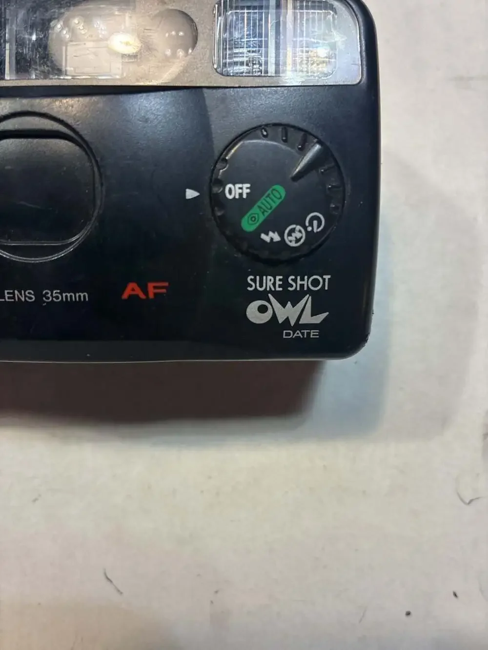 Canon Sure Shot Owl Date 35mm Point and Shoot Film Camera